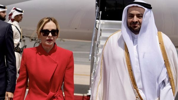 Le manovre di Meloni per uscire dall’angolo