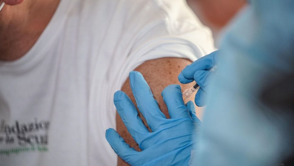 Settimana  mondiale delle vaccinazioni: sedute straordinarie all’Asst Bergamo Ovest