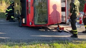 Si ribalta con il suo furgone, a Tavernola soccorso con l’elicottero