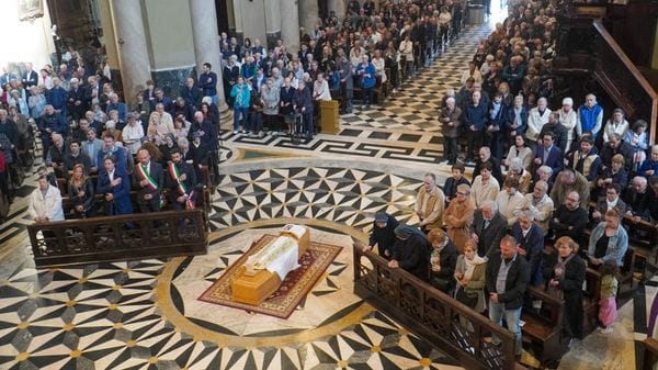 «Tutta la vita per il bene della Chiesa».A Trescore l’addio a monsignor Facchinetti