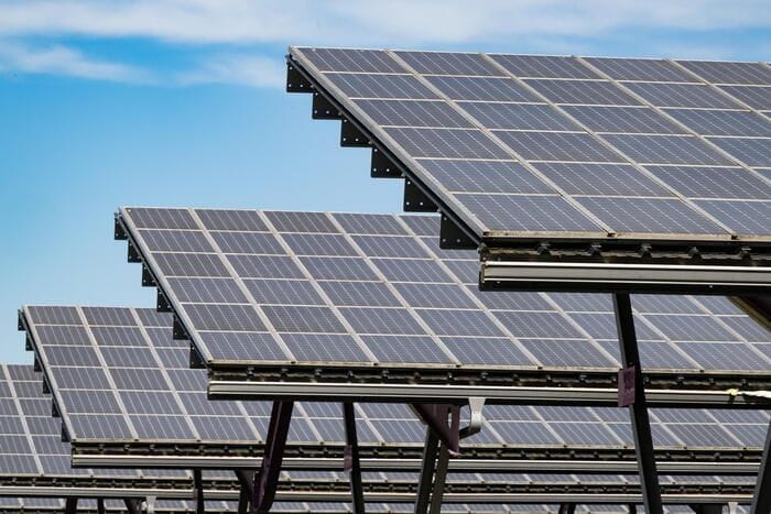 Da Bei e SocGen 153 milioni per 137 MW di rinnovabili in Sicilia