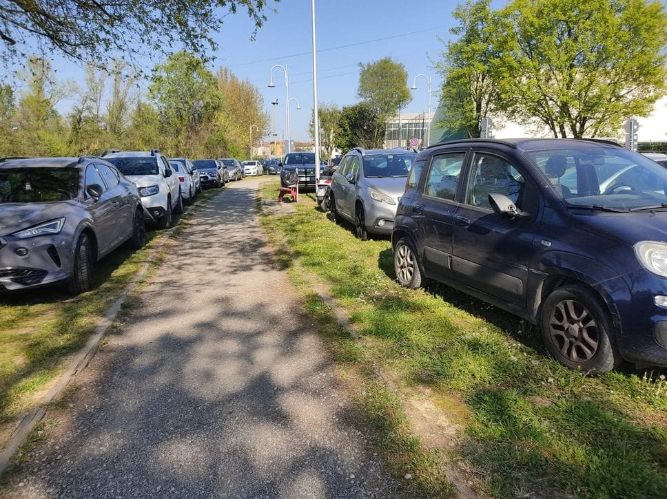 Le sponde dell’Adda prese d’assalto a Fara: «Scempio di regole»