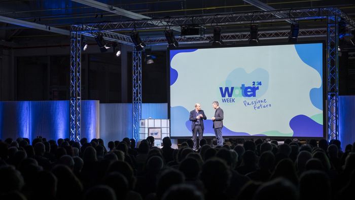 https://storage.ecodibergamo.it/media/photologue/2026/4/8/photos/cache/waterweek-cinque-giorni-tra-innovazione-e-sostenibilita_4bd9dca4-335b-11f1-8f3d-ec617c95b9ac_1920_1080_v3_large_16_9.JPG