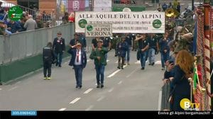 ADUNATA DEGLI ALPINI - Sfilata