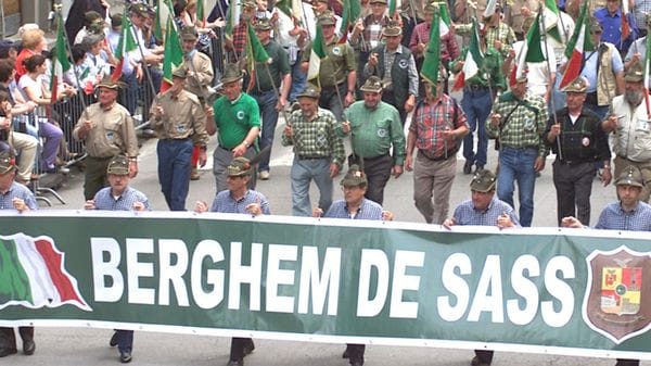 Alpini a Genova, è la giornata della sfilata - seguila qui dalle 13.30