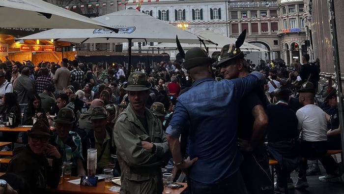 https://storage.ecodibergamo.it/media/photologue/2026/5/10/photos/cache/alpini-qui-a-genova-accoglienza-calorosa-bergamo-protagonista-foto-e-video_c83e7052-4be8-11f1-8ff3-b29b100ed173_1920_1080_v3_large_16_9.jpeg