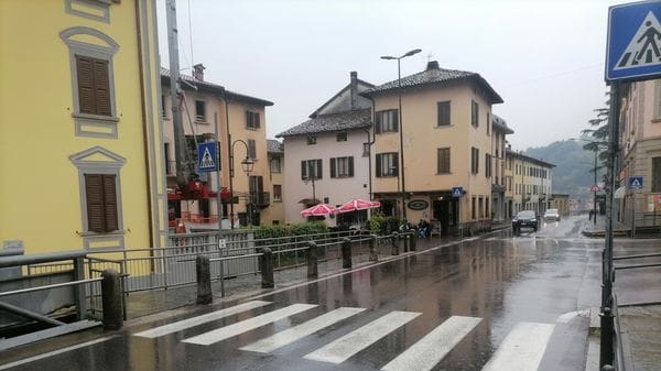 Investito sulle strisce a San Giovanni Bianco: grave un ragazzo di 15 anni