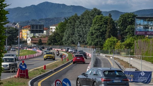 Via Autostrada a Bergamo, ristretta una corsia. Ma solo fino a martedì