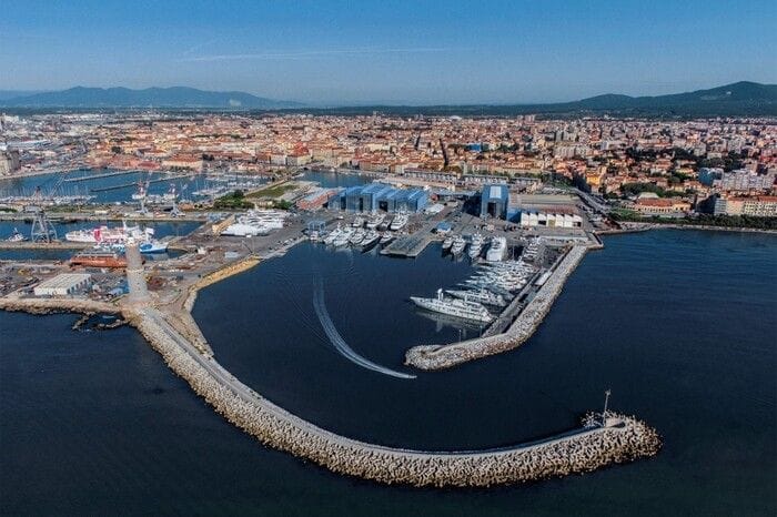 Benetti apre il cantiere a 100 studenti, 8 stage per chi immagina 'il deck del futuro'