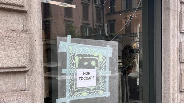 Nuova spaccata nella notte in centro a Bergamo: colpita Alessandra Venturi in via Spaventa