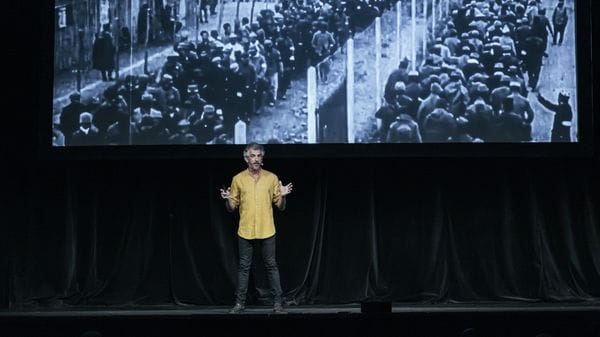 Gabriele Del Grande a Bergamo. «Il secolo è mobile» racconta le migrazioni del futuro