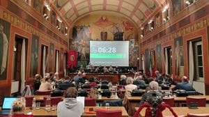«Sicurezza, il Comune faccia di più». «Non possiamo sostituirci allo Stato»