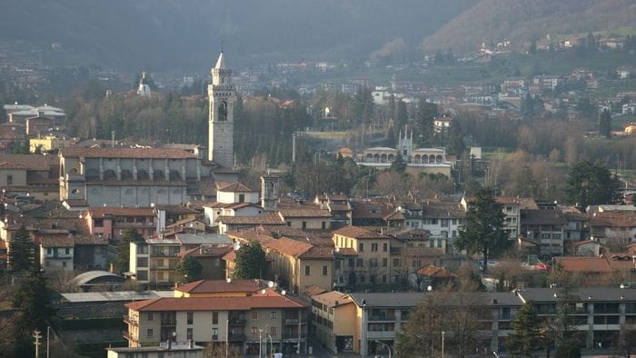 https://storage.ecodibergamo.it/media/photologue/2026/5/12/photos/cache/volontaria-generosa-albino-addio-a-camilla_caf4cf90-4dcc-11f1-8a17-05a528923769_1920_1080_v3_large_16_9.JPG