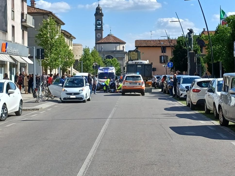 È morto in ospedale il bambino di 9 anni investito in piazzale Risorgimento a Bergamo
