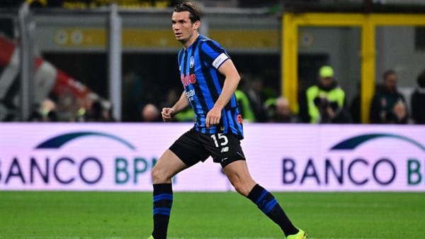 Atalanta, stagione finita per Kossounou. Col Bologna jolly de Roon per la difesa