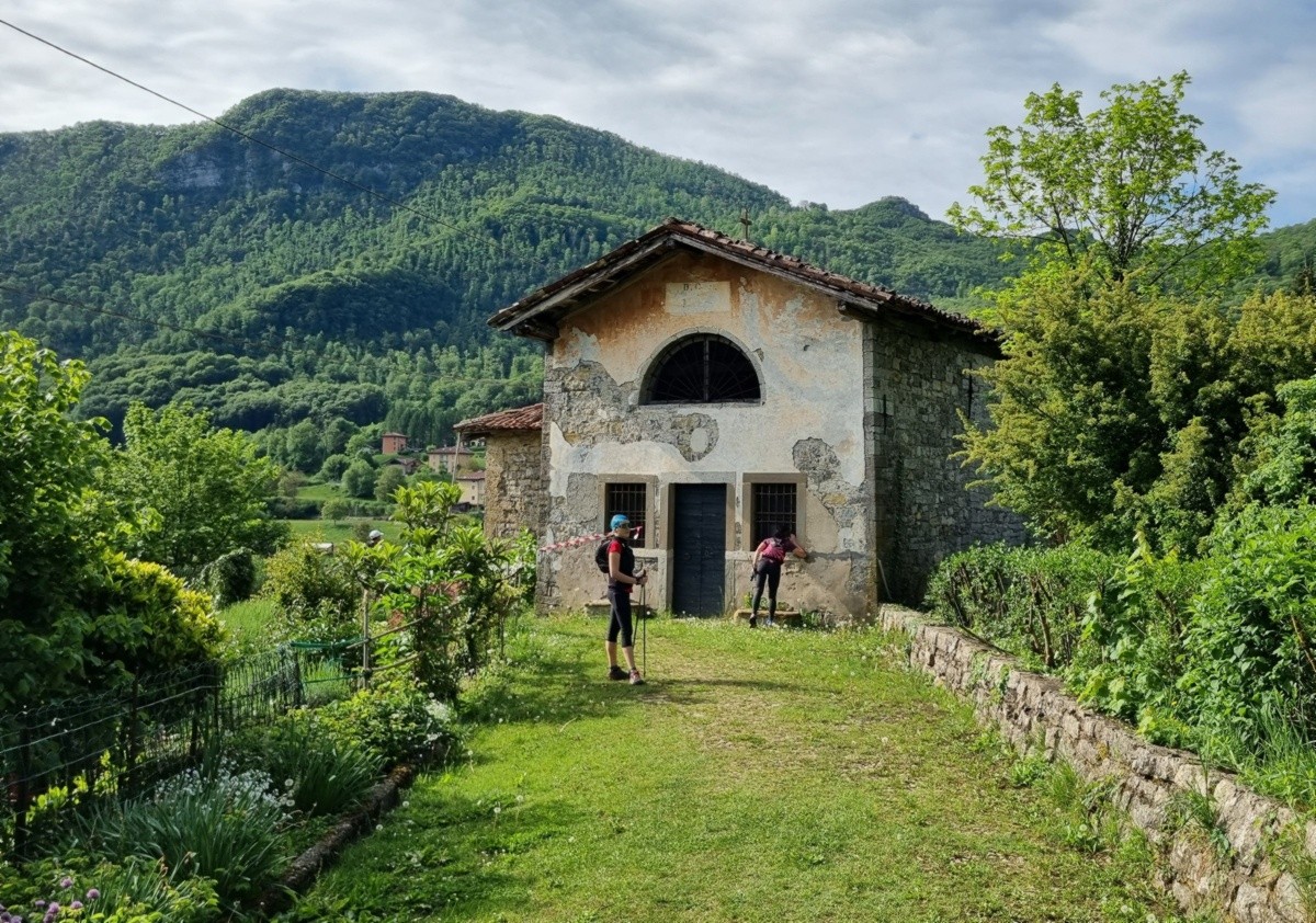 Il fascino delle antiche contrade della Val Brembilla (parte 1)