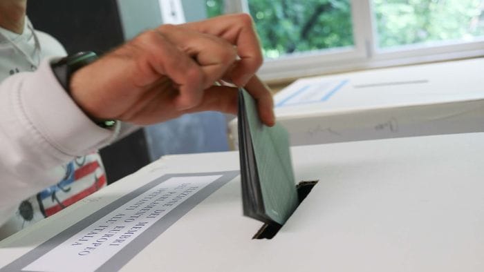 https://storage.ecodibergamo.it/media/photologue/2026/5/14/photos/cache/treni-e-pedaggi-le-agevolazioni-per-chi-si-sposta-per-votare_a8132d68-4f76-11f1-8a17-05a528923769_1920_1080_v3_large_16_9.jpg