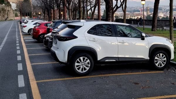 Città Alta, al Comune di Bergamo i ricavi dei 676 parcheggi su strada per i residenti