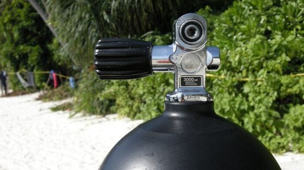 'I gas nelle bombole e l'errore umano', le ipotesi della tragedia alle Maldive
