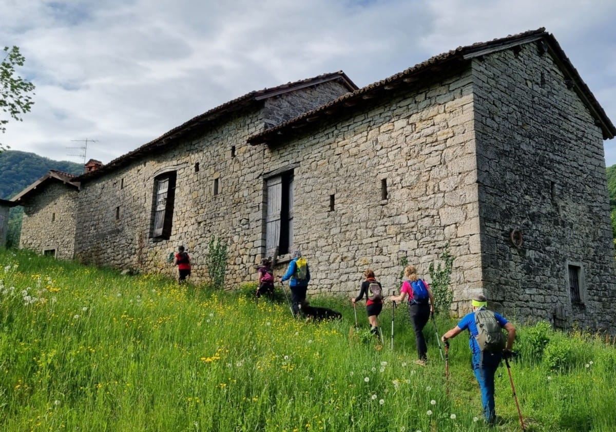 Il fascino delle antiche contrade della Val Brembilla (parte 1)