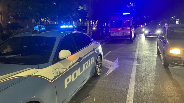 Lite in strada, 47enne picchiata da uno sconosciuto vicino alla stazione di Bergamo