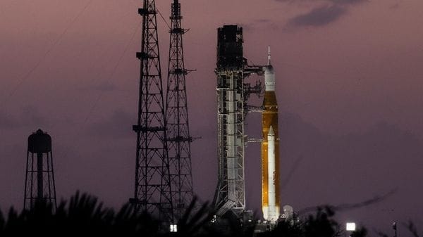 Luna, la Nasa delinea i piani preliminari per Artemis III