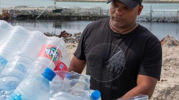 Maldive, la trappola della grotta  Morto un sub che cercava i corpi