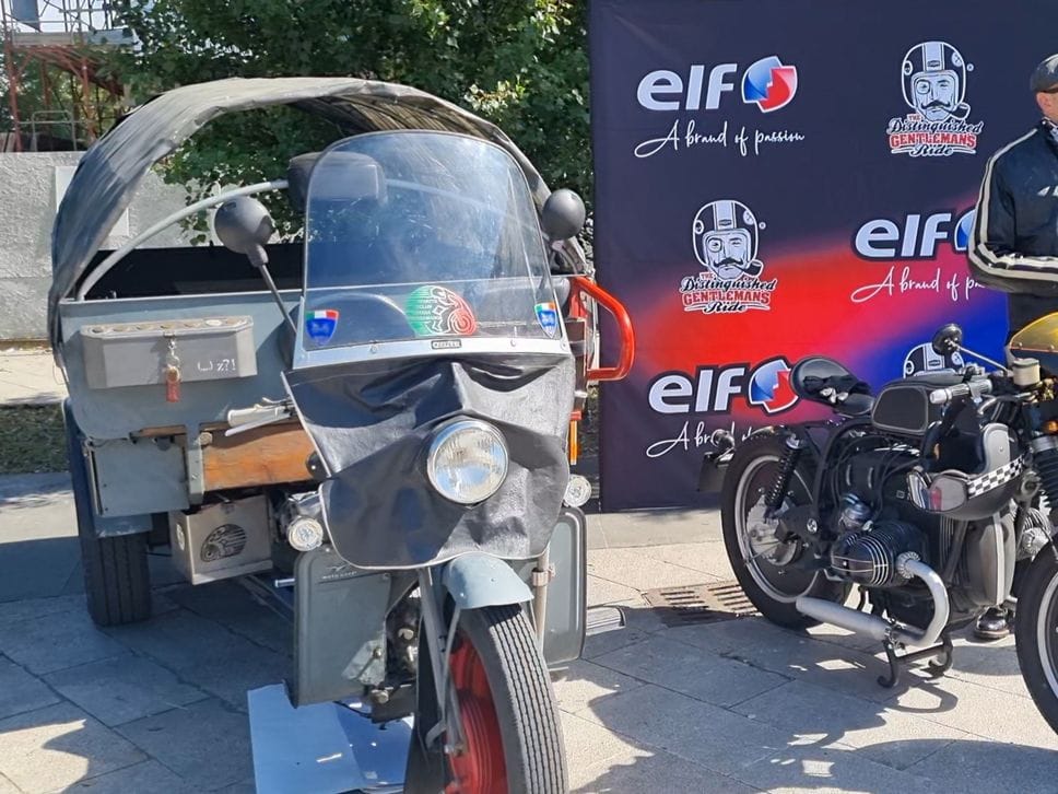 «Distinguished Gentleman’s Ride» per le strada di Bergamo - Foto