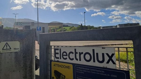 L’industria in crisi e il flop del governo