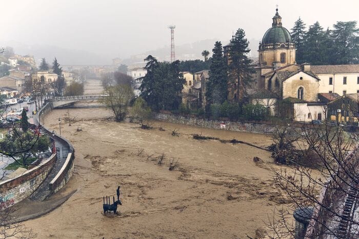 Meno piogge ma più alluvioni, il paradosso del Mediterraneo in una ricerca