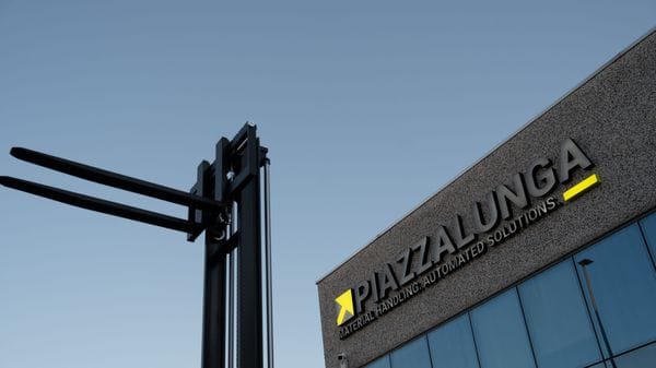 Piazzalunga, carrelli elevatori e magazzini automatici per la logistica lombarda 