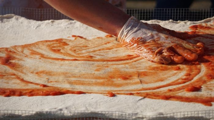 Pizzaiolo, sarta ed elettricista: 140 offerte di lavoro nei Centri per l’impiego della Bergamasca