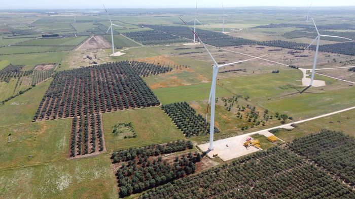Nuovo parco eolico nel Brindisino, energia elettrica rinnovabile per 43mila famiglie