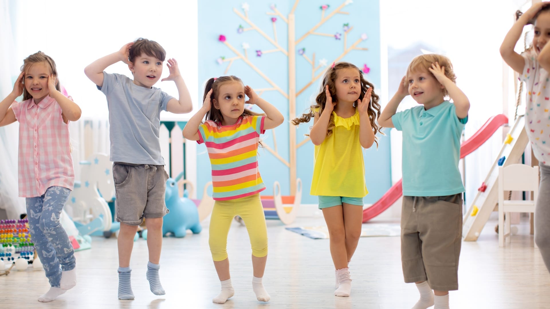 https://storage.ecodibergamo.it/media/photologue/2026/5/19/photos/perche-ho-smesso-di-fare-attivita-per-bambini-con-i-miei-figli_3338a804-52ca-11f1-ae0e-72b229a51ad1_1920_1080.jpg