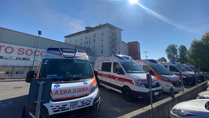 https://storage.ecodibergamo.it/media/photologue/2026/5/2/photos/cache/incendio-al-policlinico-san-marco-di-zingonia-evacuati-due-piani_e2eef914-4600-11f1-86c0-d7312e6a6ccc_1920_1080_v3_large_16_9.jpeg