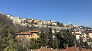 Meteo, a Bergamo un fine settimana con temperature estive: fino a 30°C in pianura