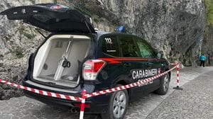 Pamela Genini, secondo giorno di ricerche. Chiusa anche la provinciale per la Valle Imagna: code e traffico - Video