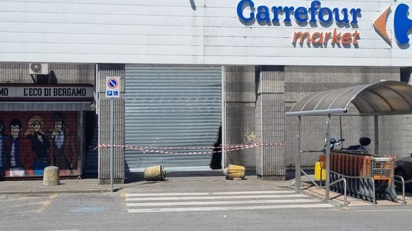 Spaccata a Mozzo: bottino da 200 mila euro nella gioielleria Corna - Foto e video
