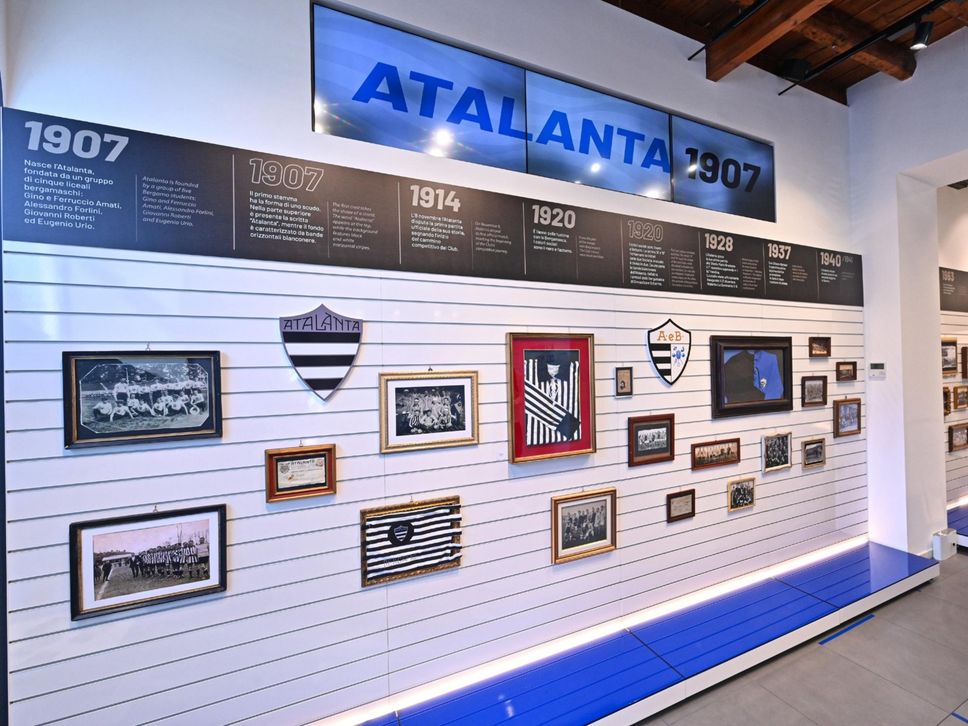 Atalanta, ecco il nuovo logo: la Dea torna nel tondino «a testa alta» - Foto