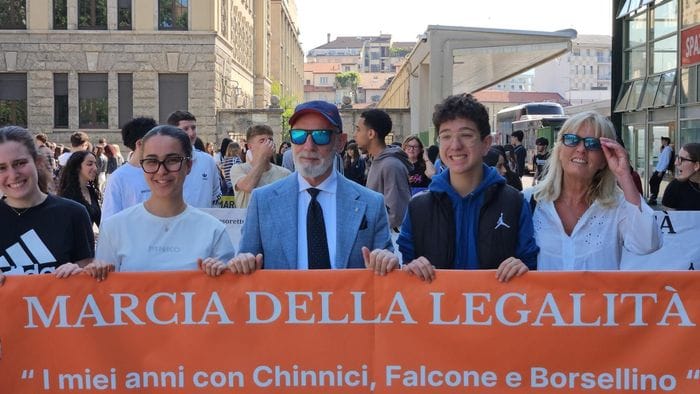 bergamo studenti in marcia per la legalit224 foto