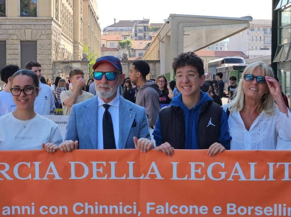 Bergamo, studenti in marcia per la legalità - Foto