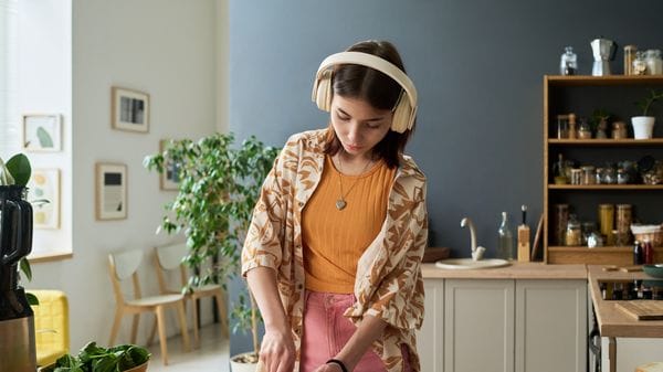 Cibo e Generazione Z: perché i giovani mangiano in modo diverso dai Millennials