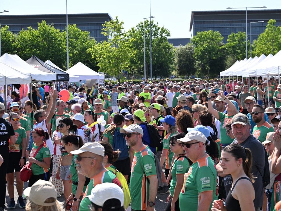 A Bergamo una «Papa Gio run» da record: in più di 3mila per l’associazione Paolo Belli