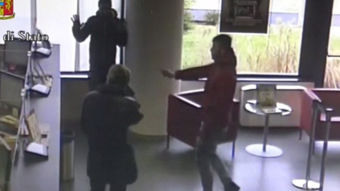 arrestato 49enne condannato per due rapine in banca a bergamo