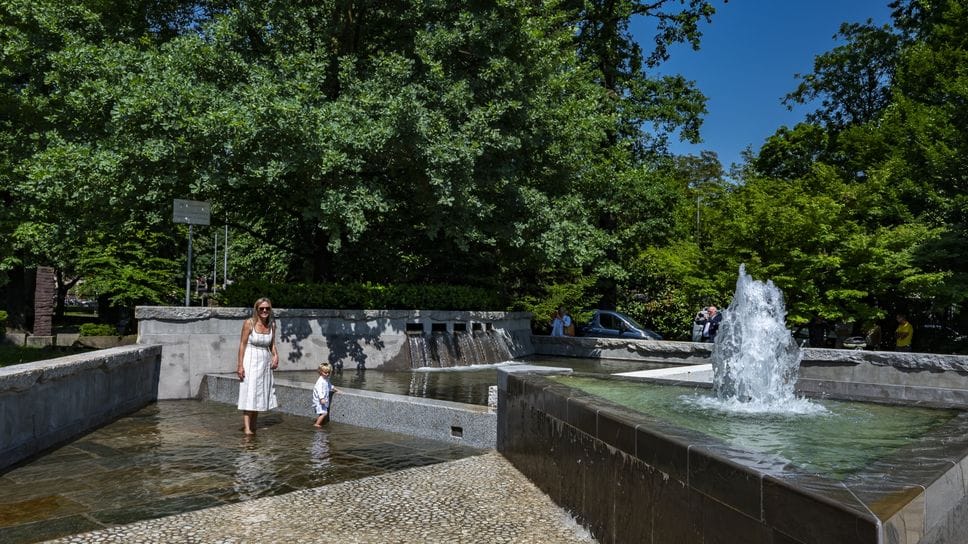 Torna a zampillare la fontana delle rogge nel parco Suardi a Bergamo