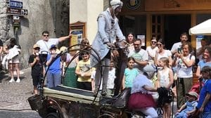 Ardesio fa il pieno con «Come d’Incanto»: artisti di strada e folla nel borgo - Foto e video