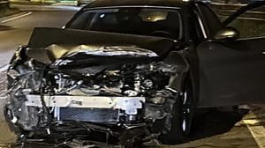 Auto contro il guardrail dopo la rotonda presa ad alta velocità: illesi tre giovani ad Antegnate