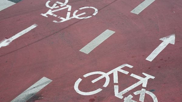 Se costruiamo ciclabili facciamole (almeno) con buon senso