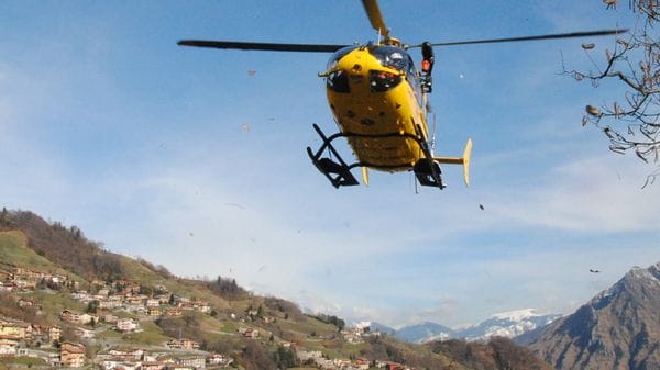 Gorno, precipita nei boschi con l’aliante a motore: muore 50enne