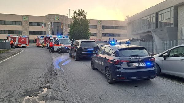 Incendio all’Unigasket di Villongo: due intossicati